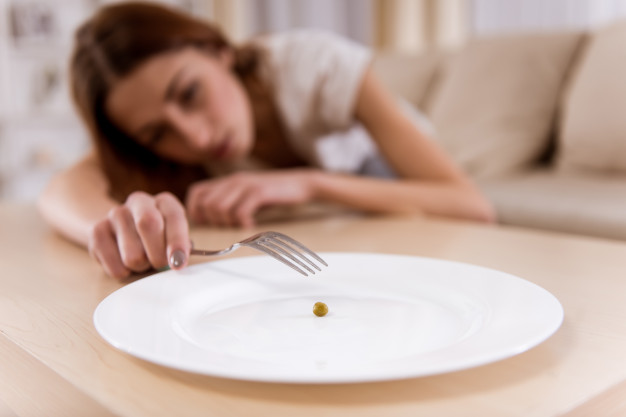 Disturbi Alimentari Cosa sono Anoressia Bulimia BED e Obesità